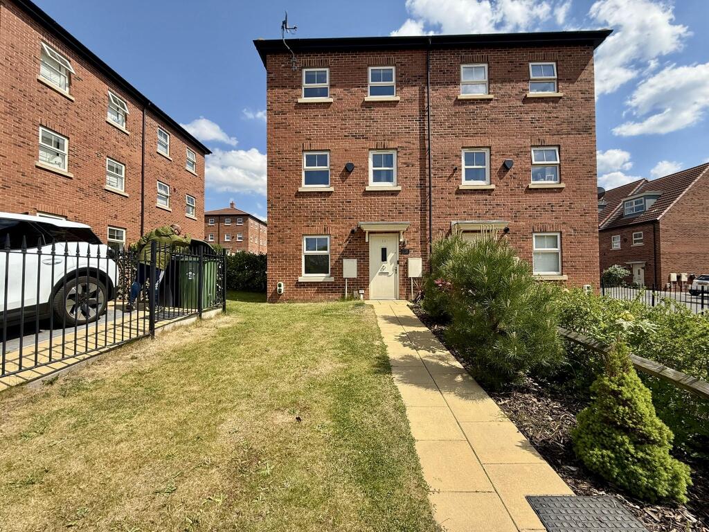 Main image of property: Asket Fold, LEEDS