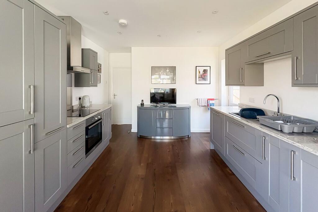 House in Arun, Rustington - View 3