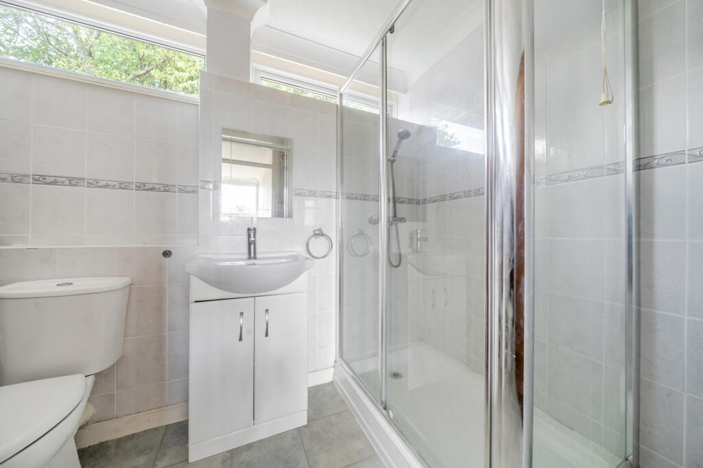 Apartment in Sevenoaks, Southdowns, Horton Kirby and South Darenth - More