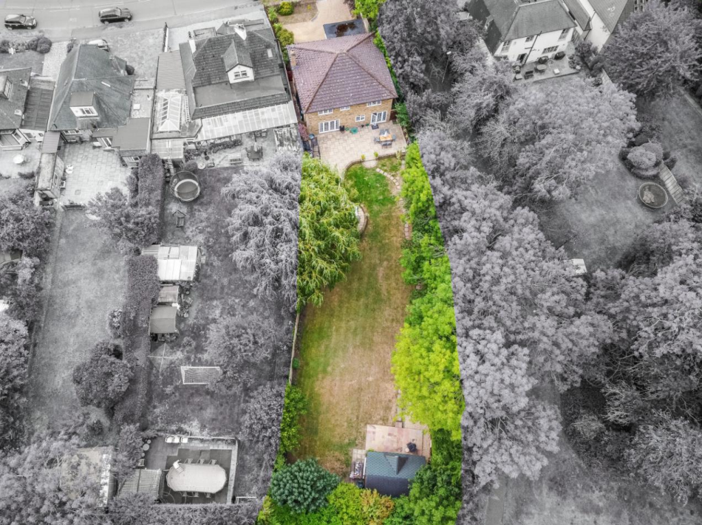 House in London - View 2