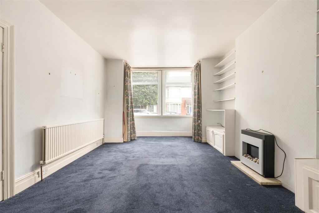 House in London - View 3