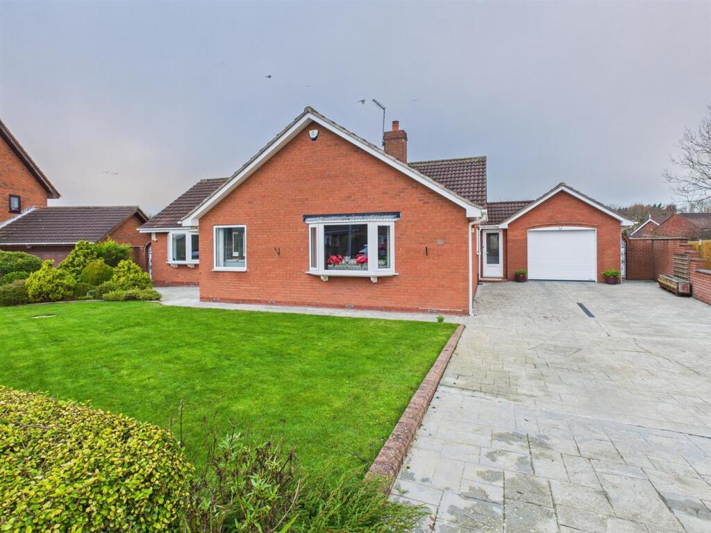 3-bed bungalow on Keppel Drive, Bridlington, £425,000