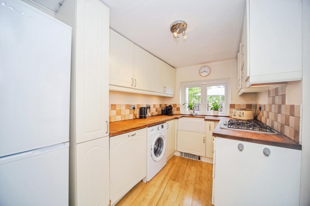 House in Southampton, Freemantle - More