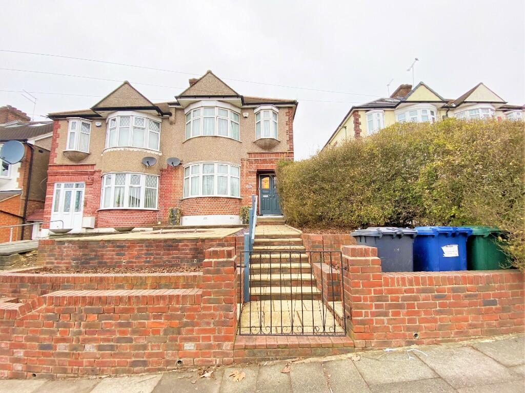 Main image of property: Osidge Lane, Southgate, N14