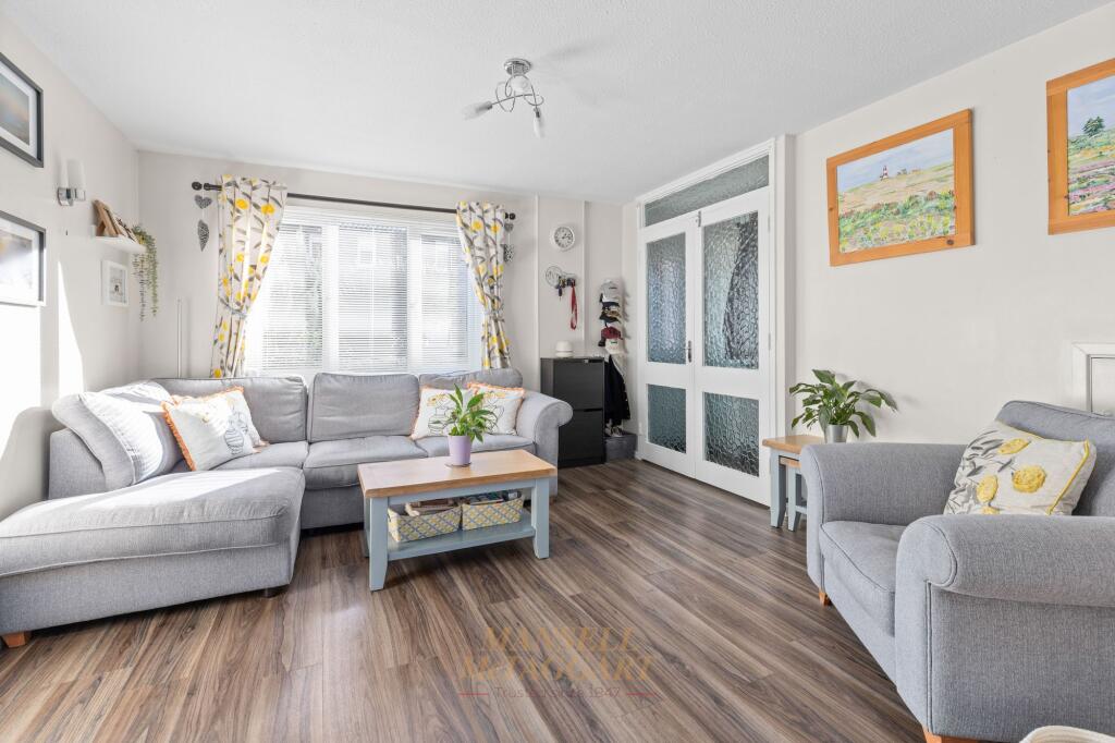 House in Crawley, Broadfield - View 3