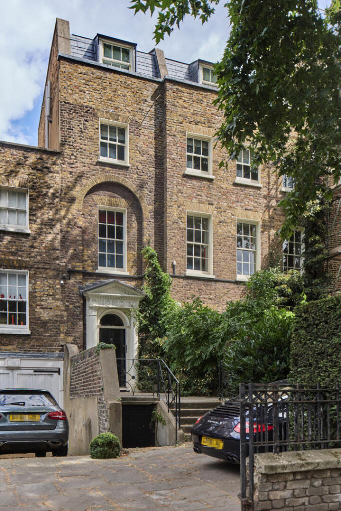 House in London - More
