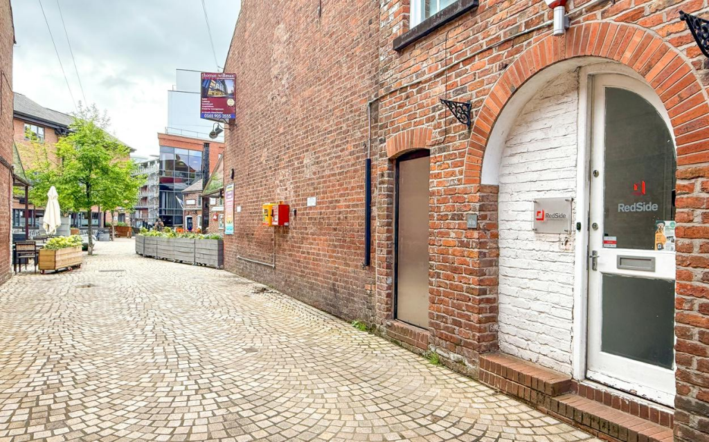 10a-Goose-Green_office-to-let_altrincham-35.png