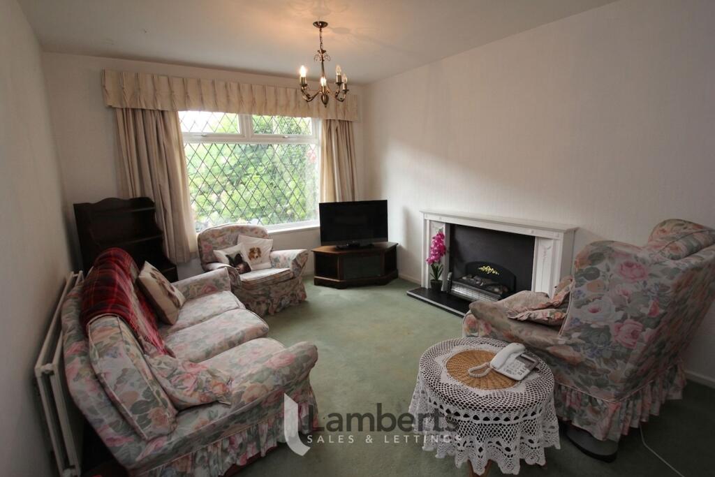 House in Redditch, Worcestershire - View 3