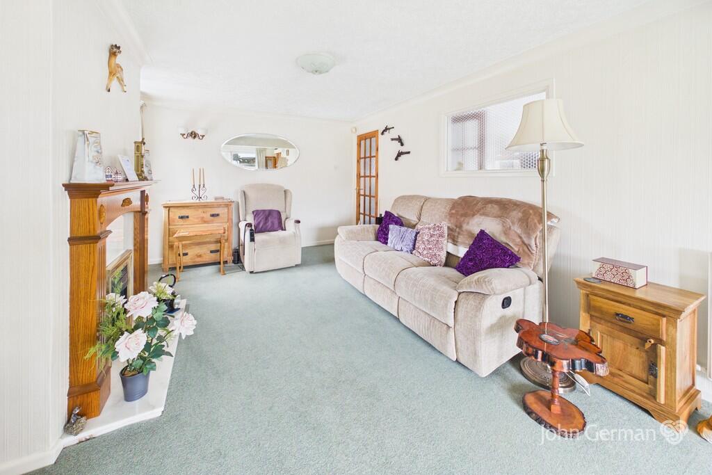 House in Rushcliffe, Gotham - View 2