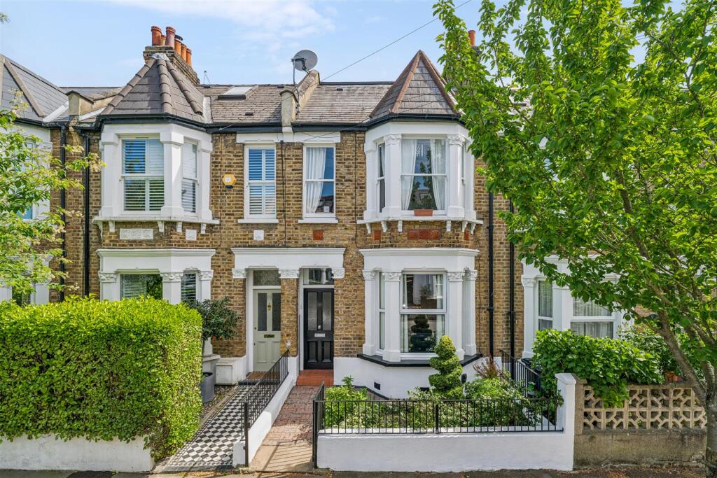 Main image of property: Bridgman Road, London, W4
