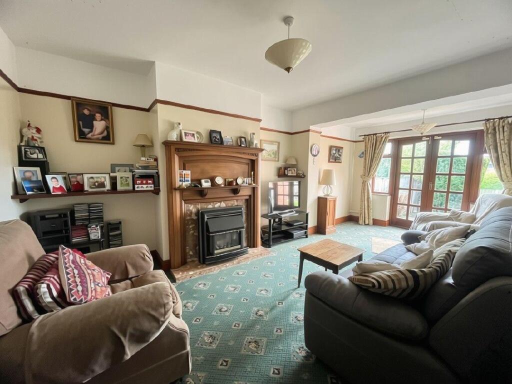 Belvedere Drive, Wrexham photo 4