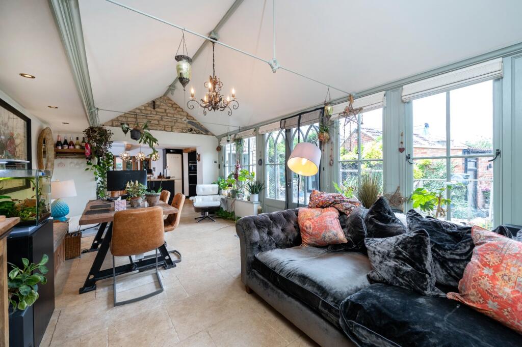 House in North Kesteven, Dunston - View 4