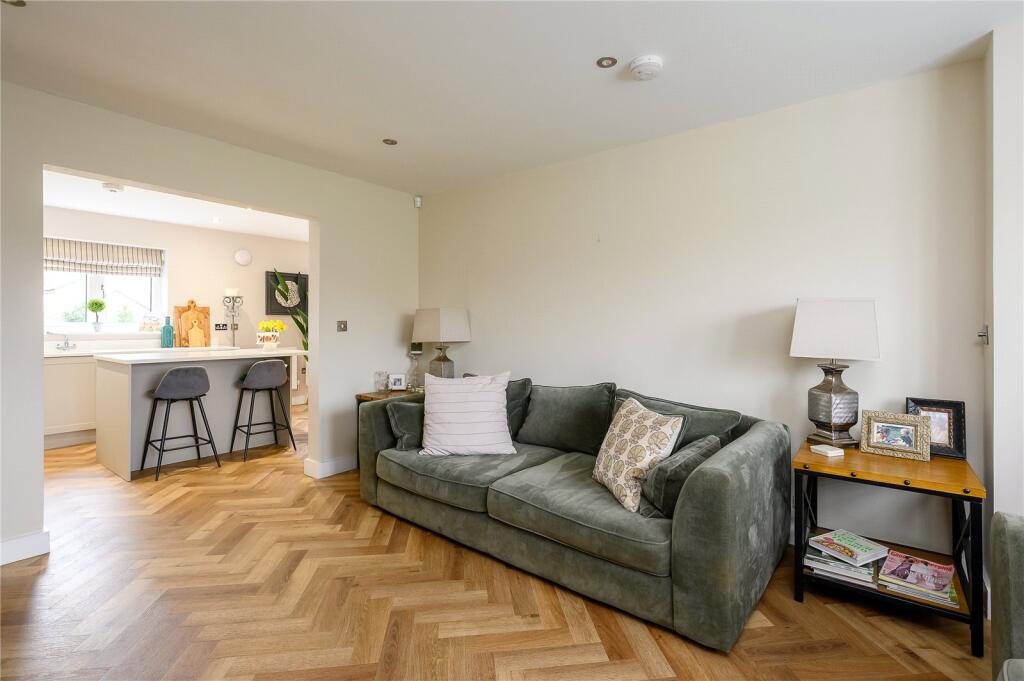 Richmond Drive, Thorp Arch, LS23 photo 4