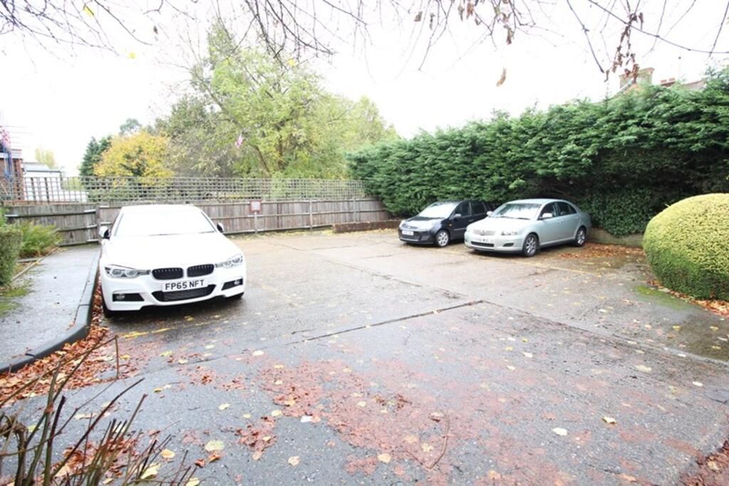 Apartment in London, Barnet Vale, New Barnet - More