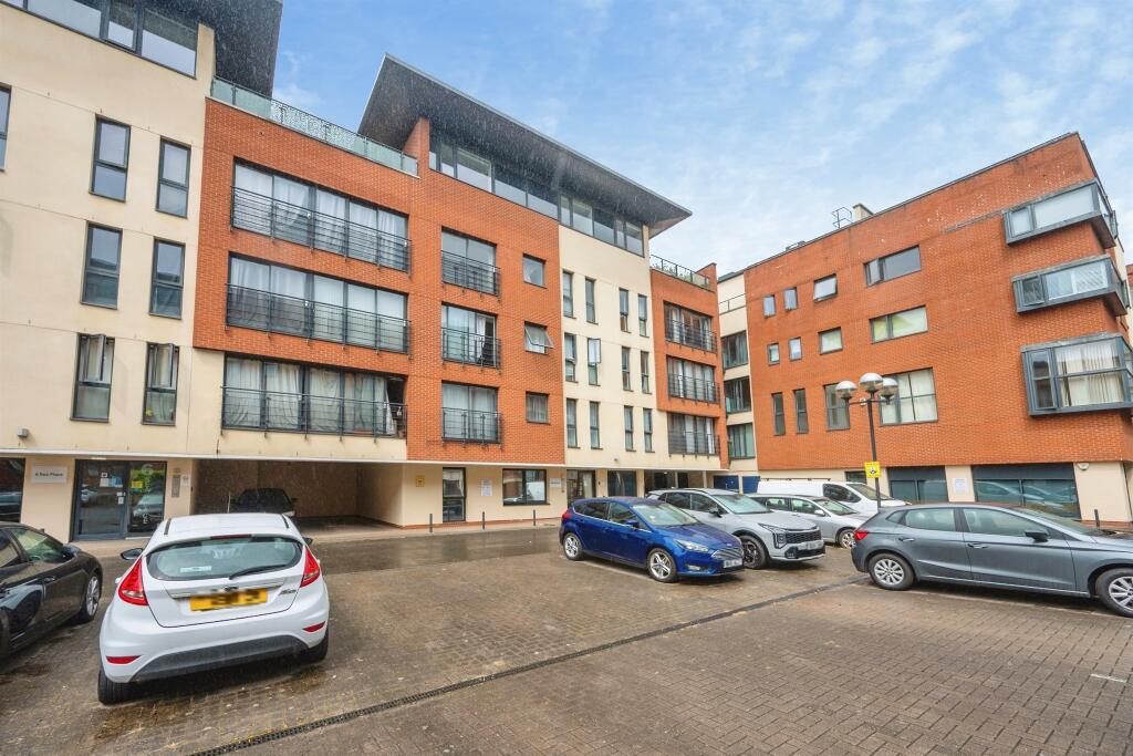 Main image of property: Rea Place, Birmingham