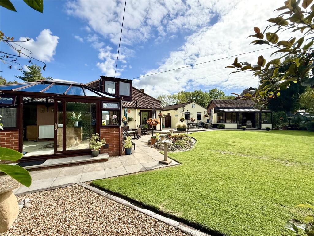 House in East Brent, Somerset - View 3