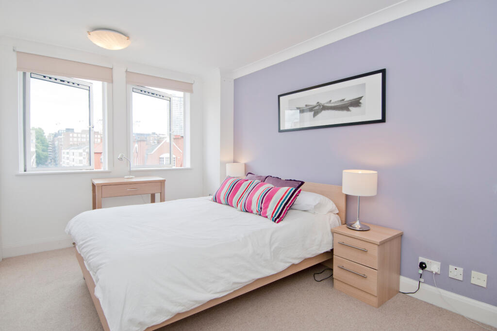 Apartment in London - More