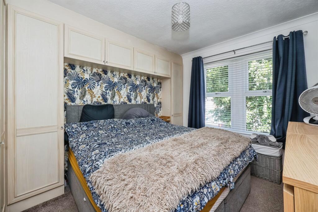 Diamond Avenue, Kirkby-In-Ashfield, Nottingham - More