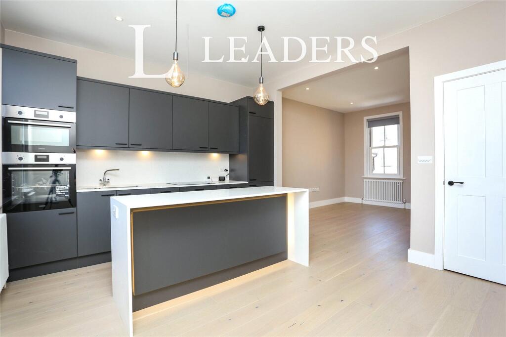 Main image of property: Brockley Rise, SE23