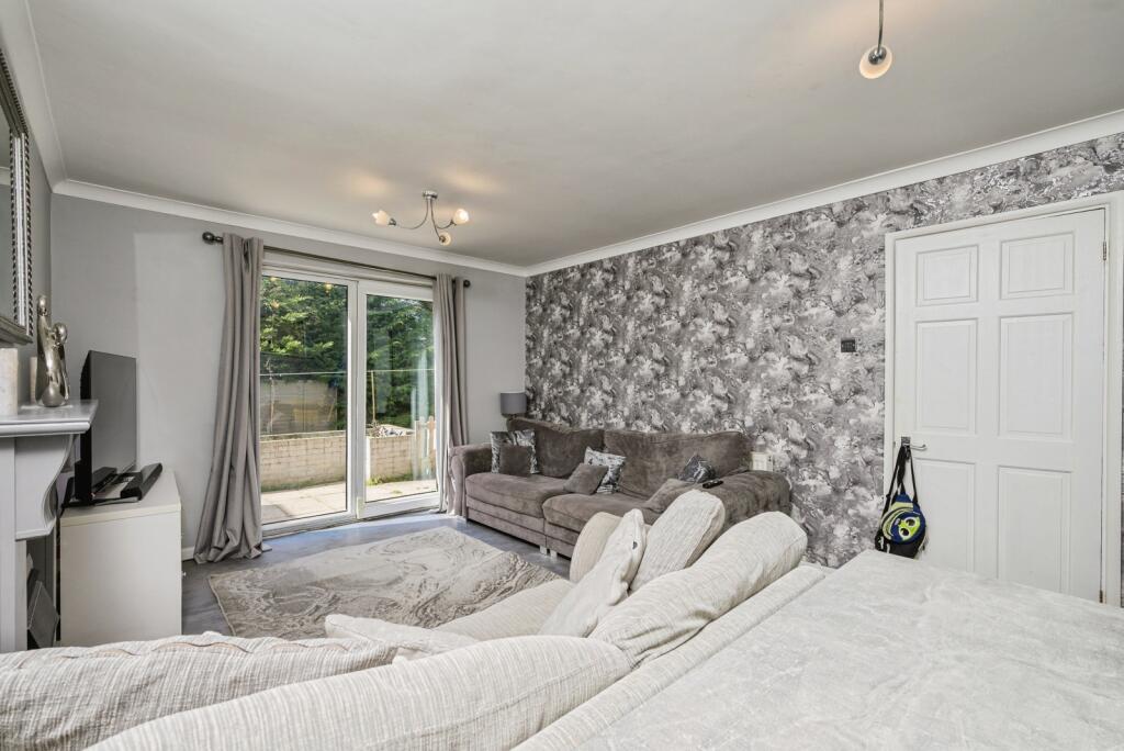 House in Plymouth - View 4