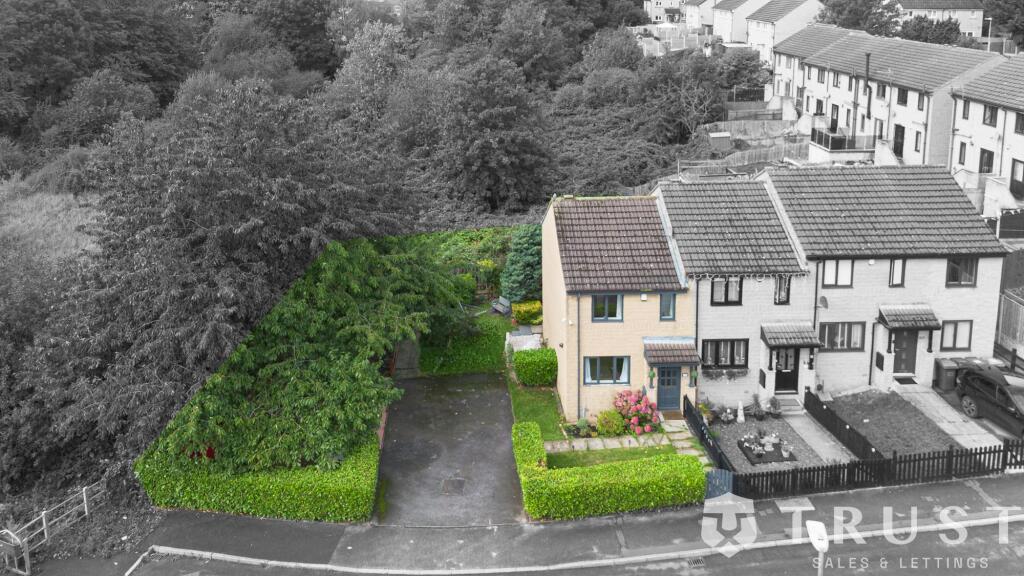 House in Wakefield - View 2