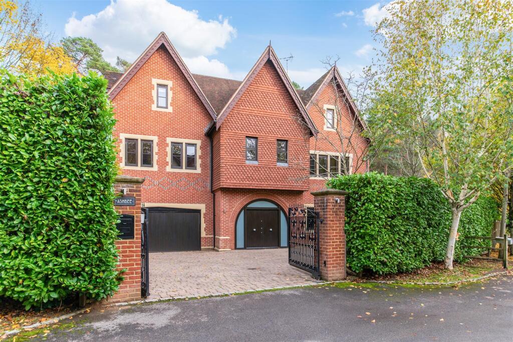 Main image of property: Sandy Lane, Kingswood, Tadworth