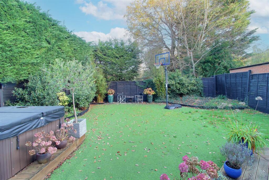 House in Potters Bar - View 4