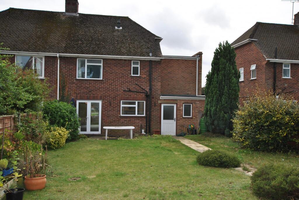 Main image of property: Knights Way, Emmer Green, Reading