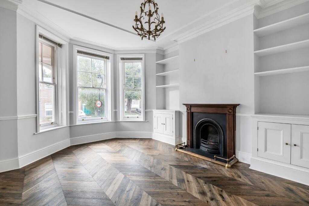 Main image of property: Hillside Gardens, Highgate, London, N6