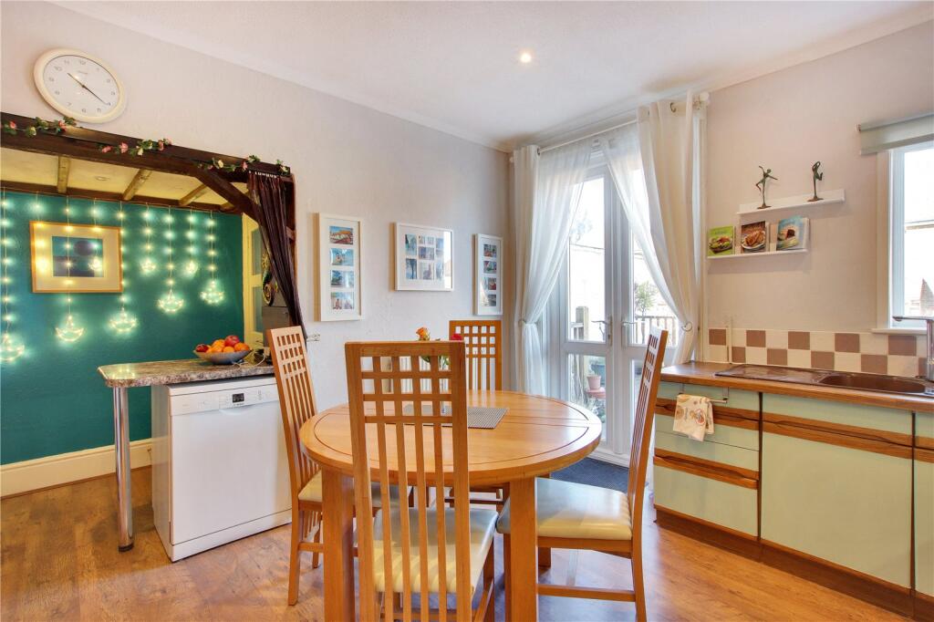 House in Tonbridge - More