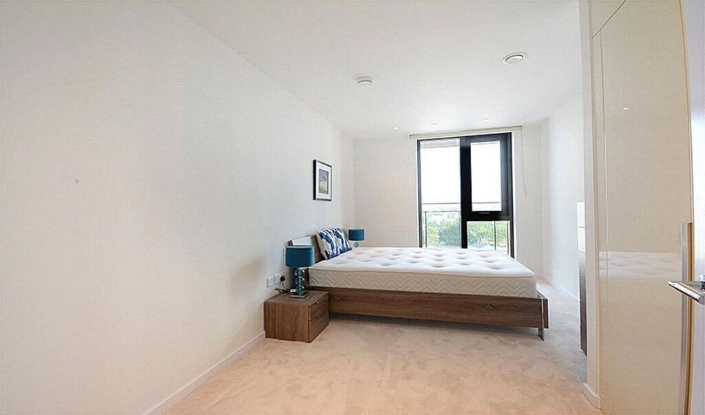 Apartment in London - More
