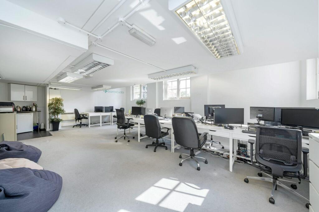 Unit 1C The Chandlery Office.jpg