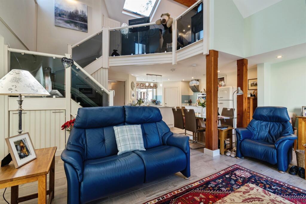 House in Ipswich - View 4