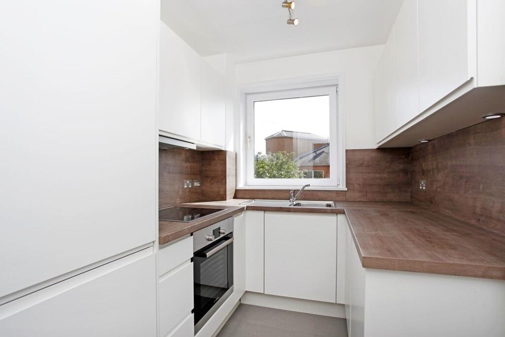Apartment in London - View 3