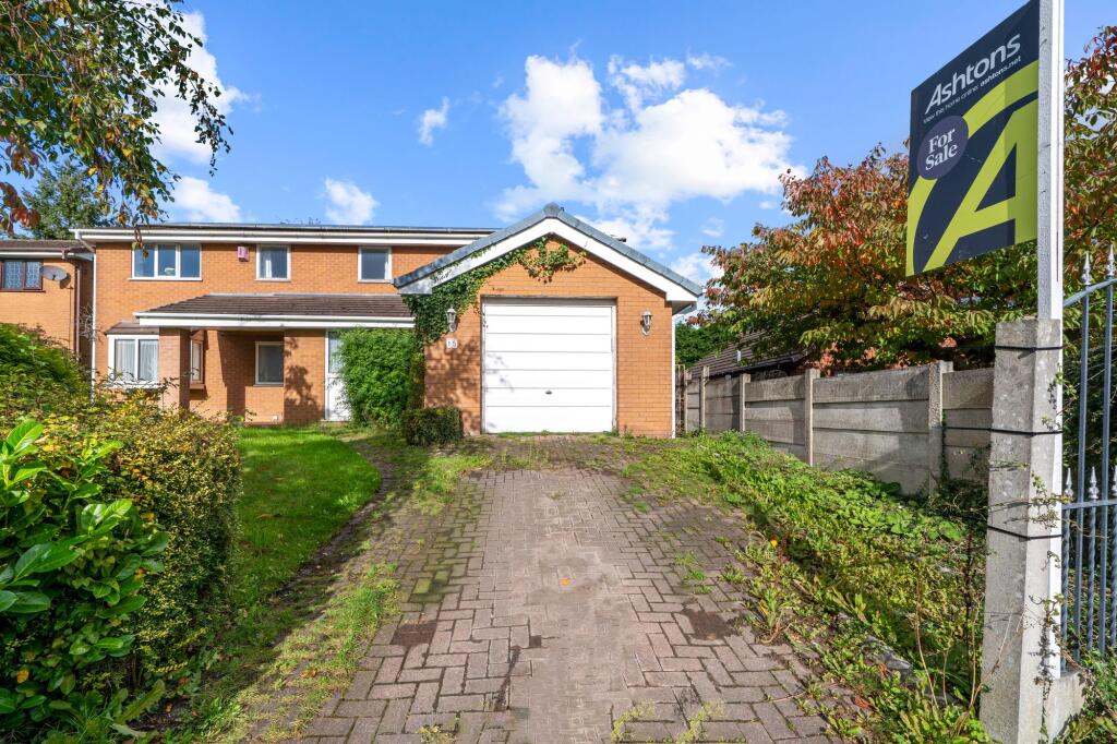3-bed detached on Sovereign Fold Road, Leigh, WN7, £450,000