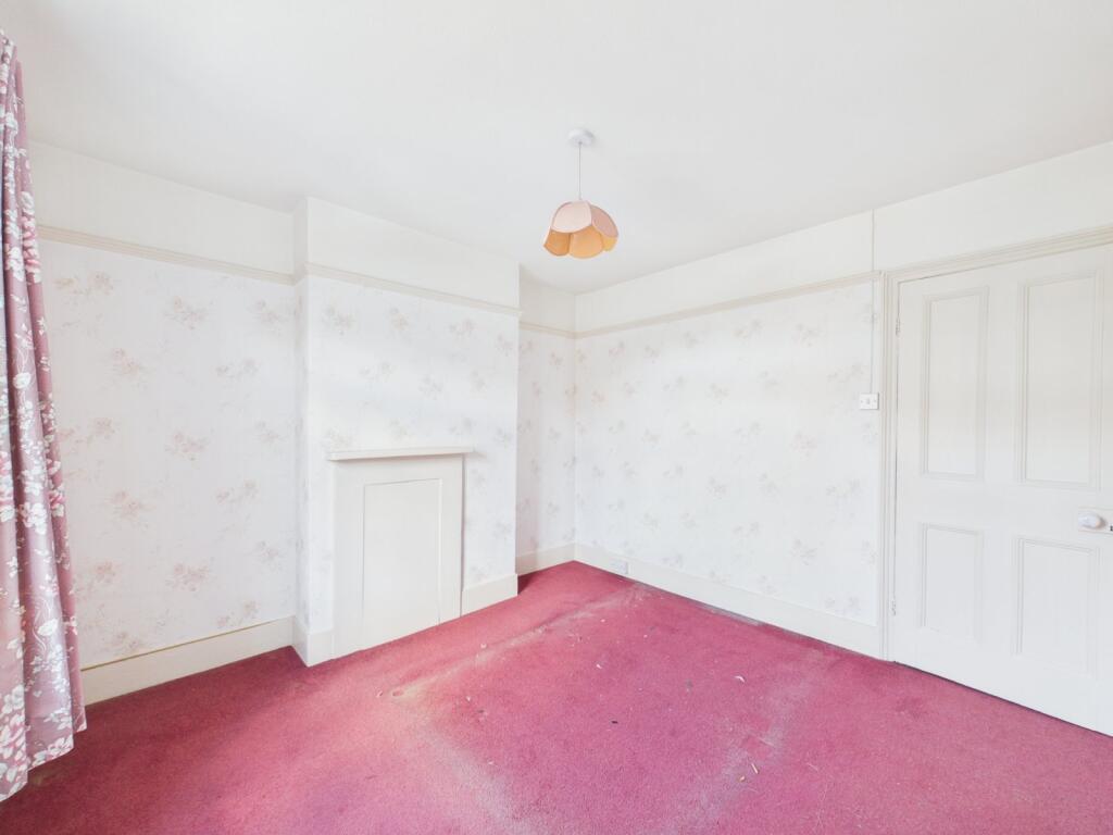 House in Spelthorne, Surrey - View 4