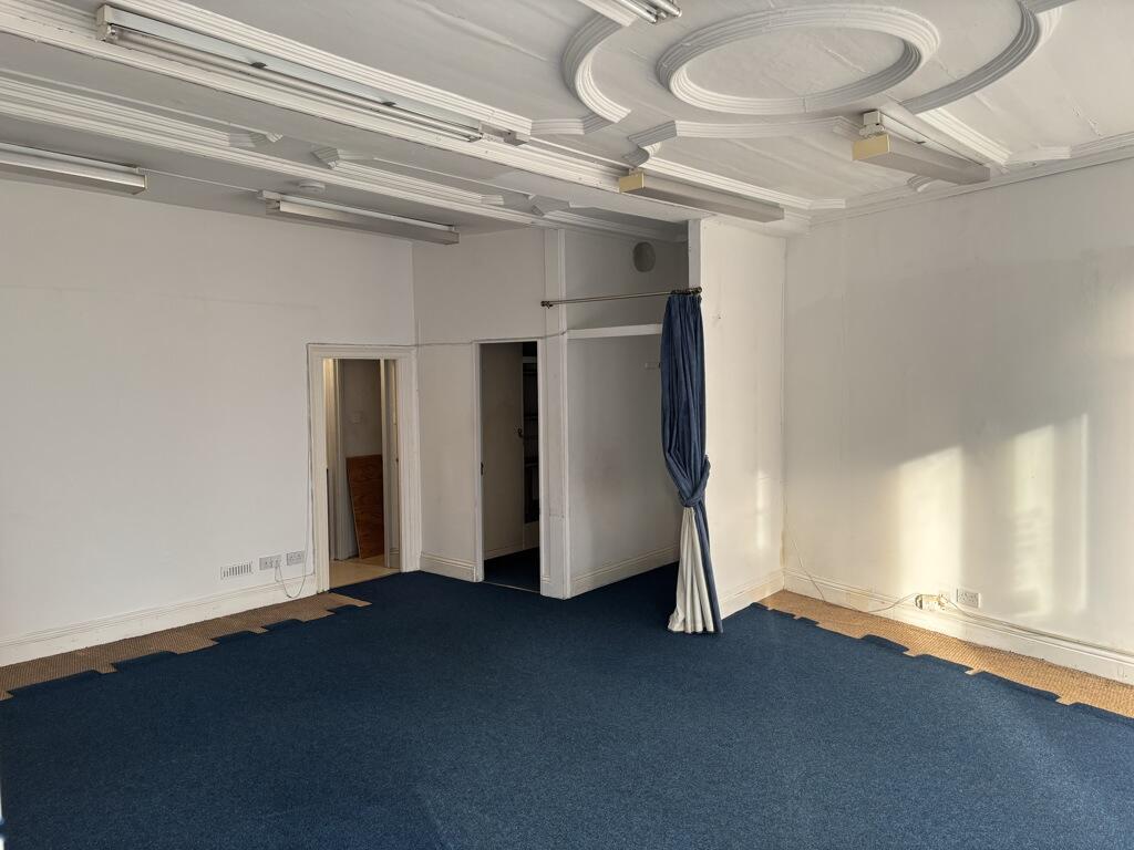 Additional image 5 of 42 George Street, Warminster, Wiltshire, BA12 8QB