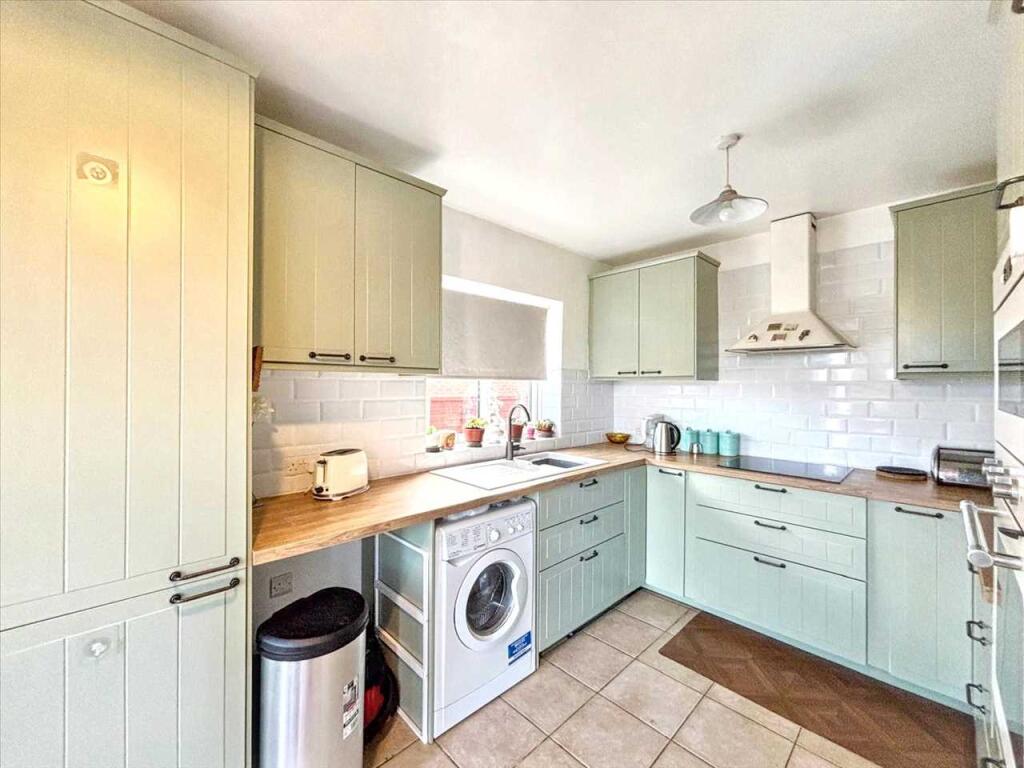 House in Ashfield, Kirkby-in-Ashfield, Nuncargate - View 5