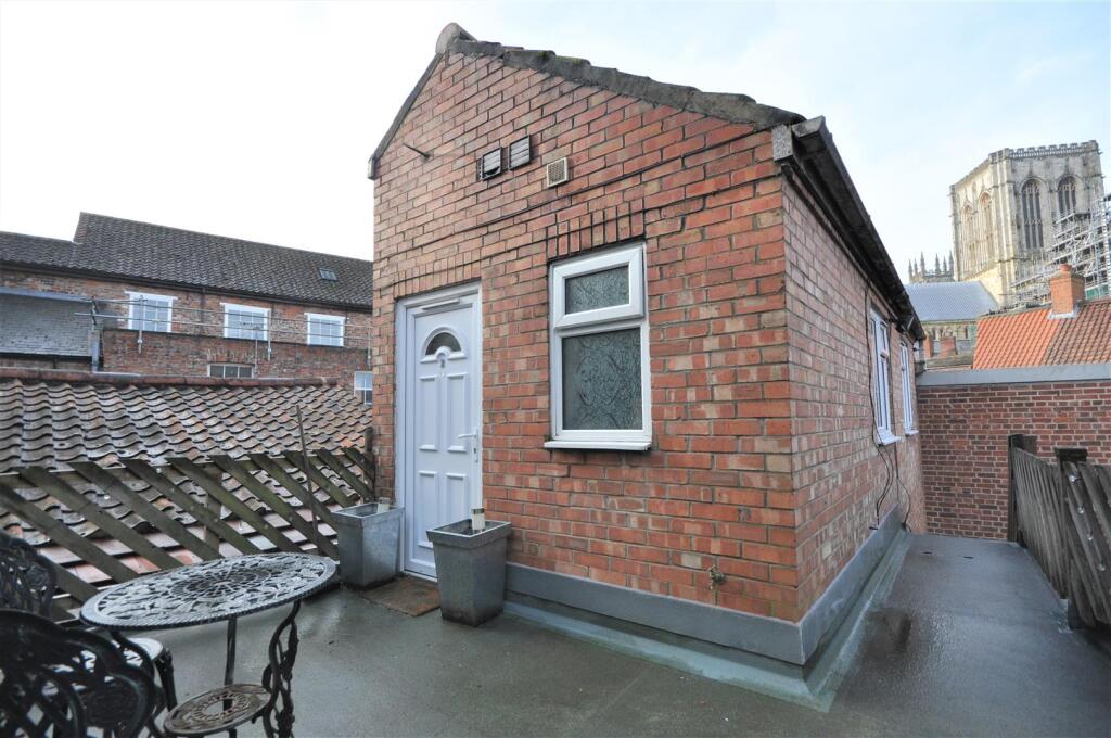 Main image of property: Goodramgate, York