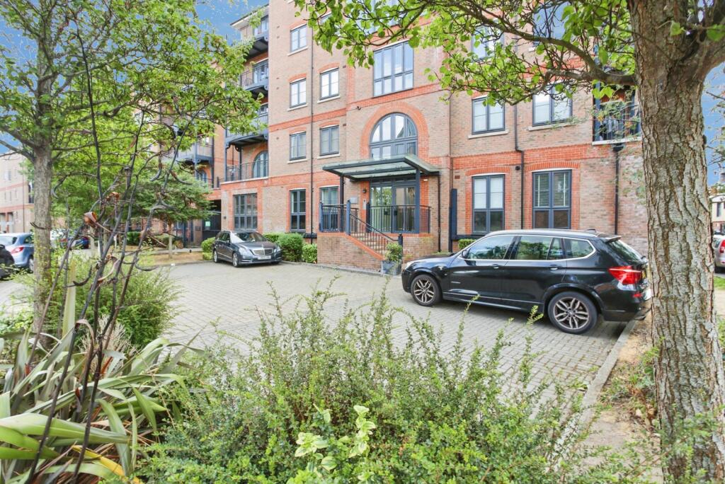 Main image of property: Medway Wharf Road, Tonbridge, Kent, TN9