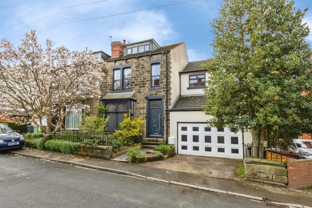 Main image of property: The Avenue, Crossgates, LEEDS