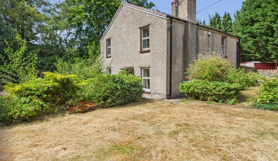 Main image of property: 9 & 11 Valley Road, Cinderford GL14 2NY