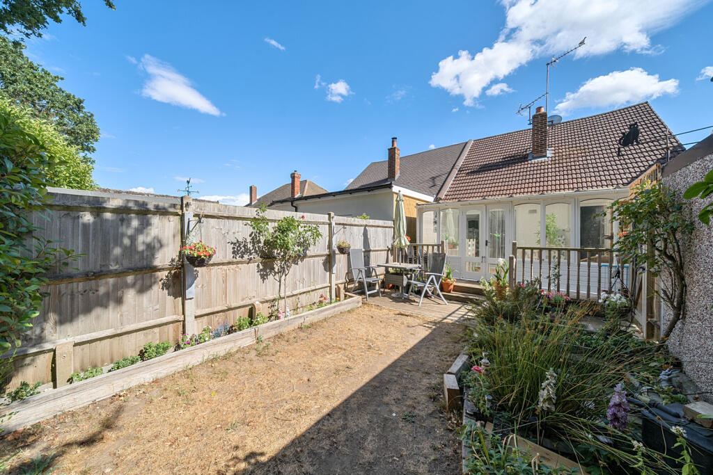 House in Swanley, Christchurch - View 5