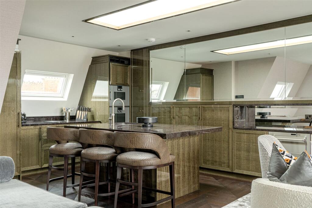Apartment in London - More
