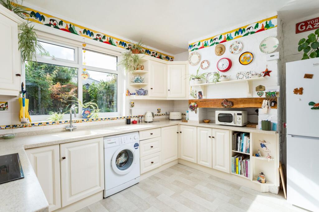 House in York - View 2