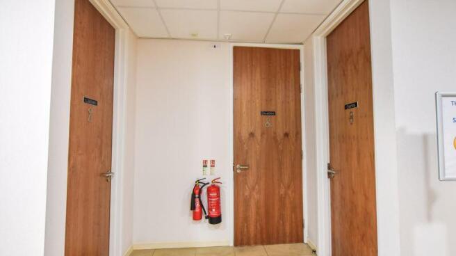 Photo 28