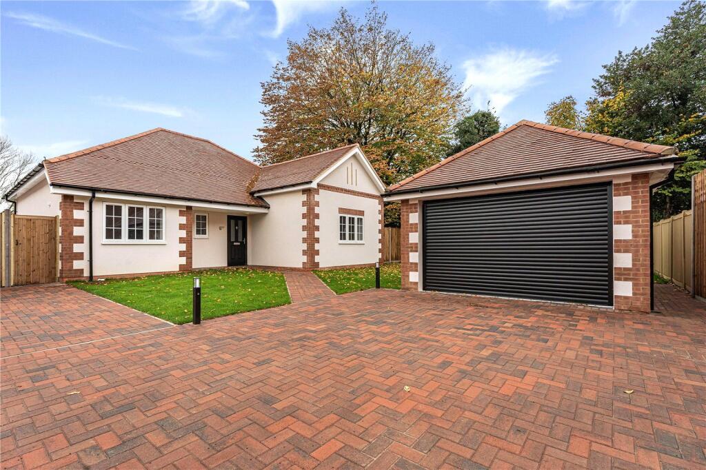 Main image of property: Queens Court, Amersham Road, Hazlemere, HP15