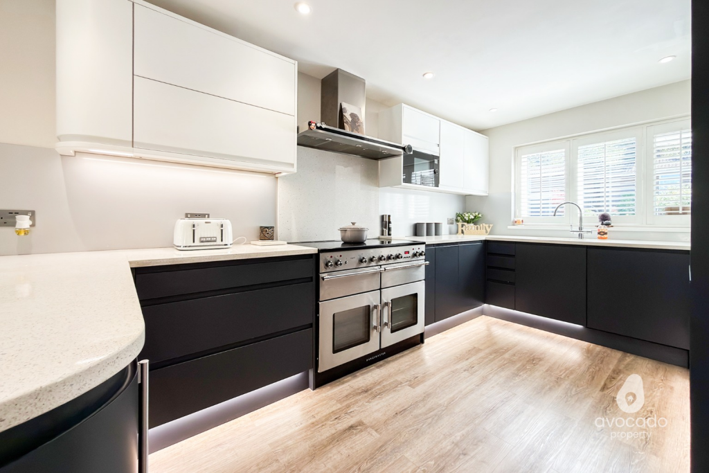 House in Bracknell, Hanworth - View 4
