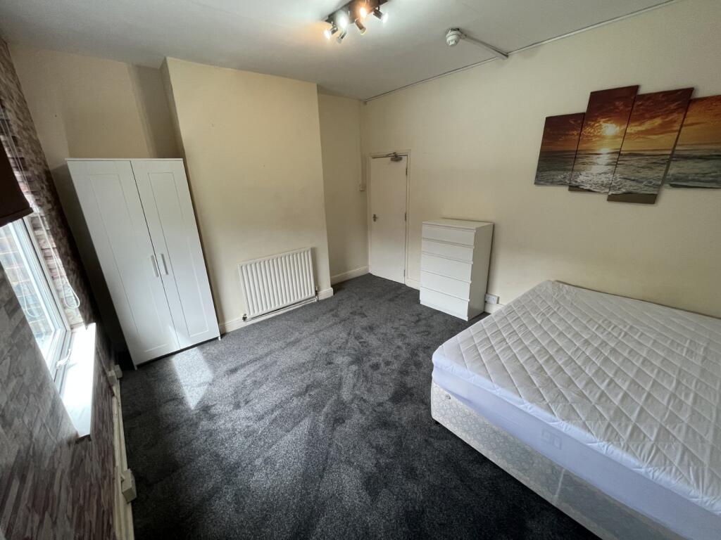 House in Leeds - View 5
