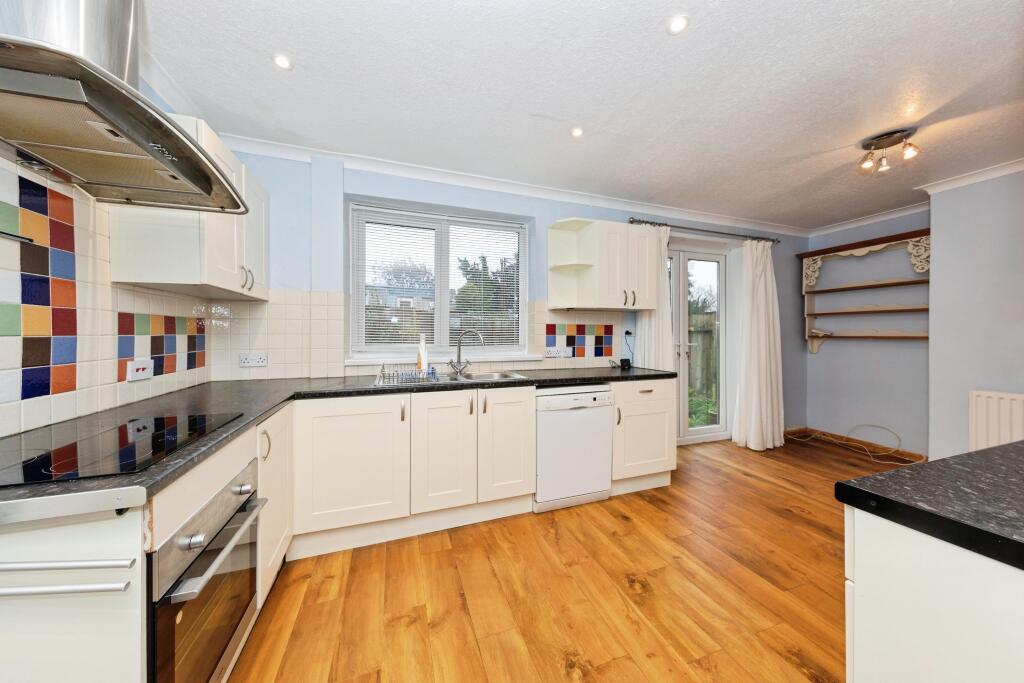 Heol Y Llan, Burry Port, SA16 photo 4